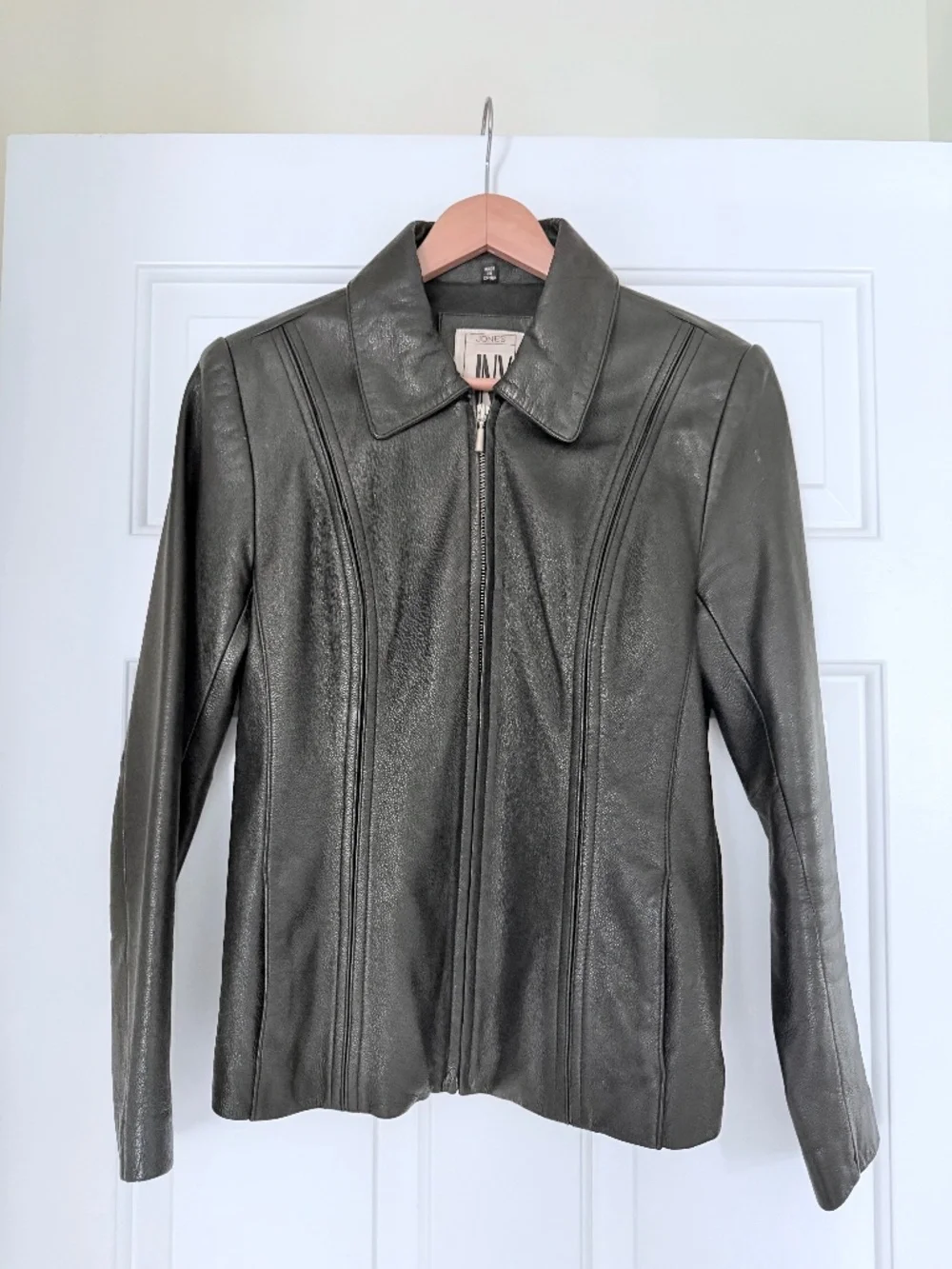 Jones New York 100% Leather Jacket Small Black Soft Zip Front Tailored - Picture 2 of 10